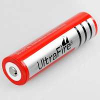 4xUltraFire 18650 3000mAh 3.7V batterie rechargeable rouge